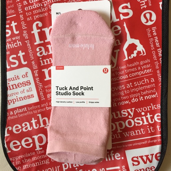 NWT LULULEMON TUCK AND POINT STUDIO SOCK SET LOT - Picture 3 of 6